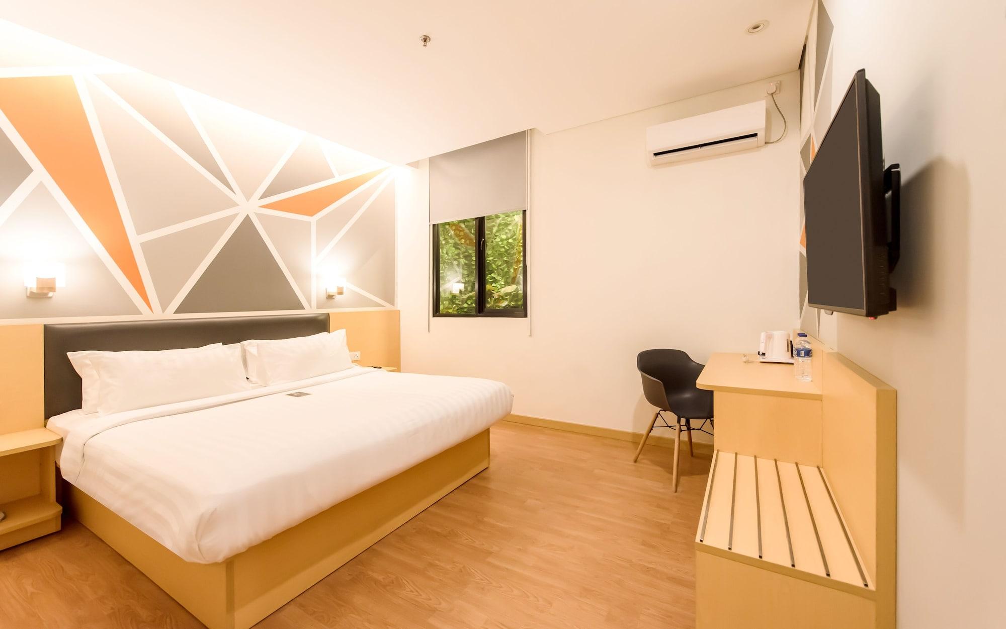 Juno Jatinegara Jakarta Exterior photo